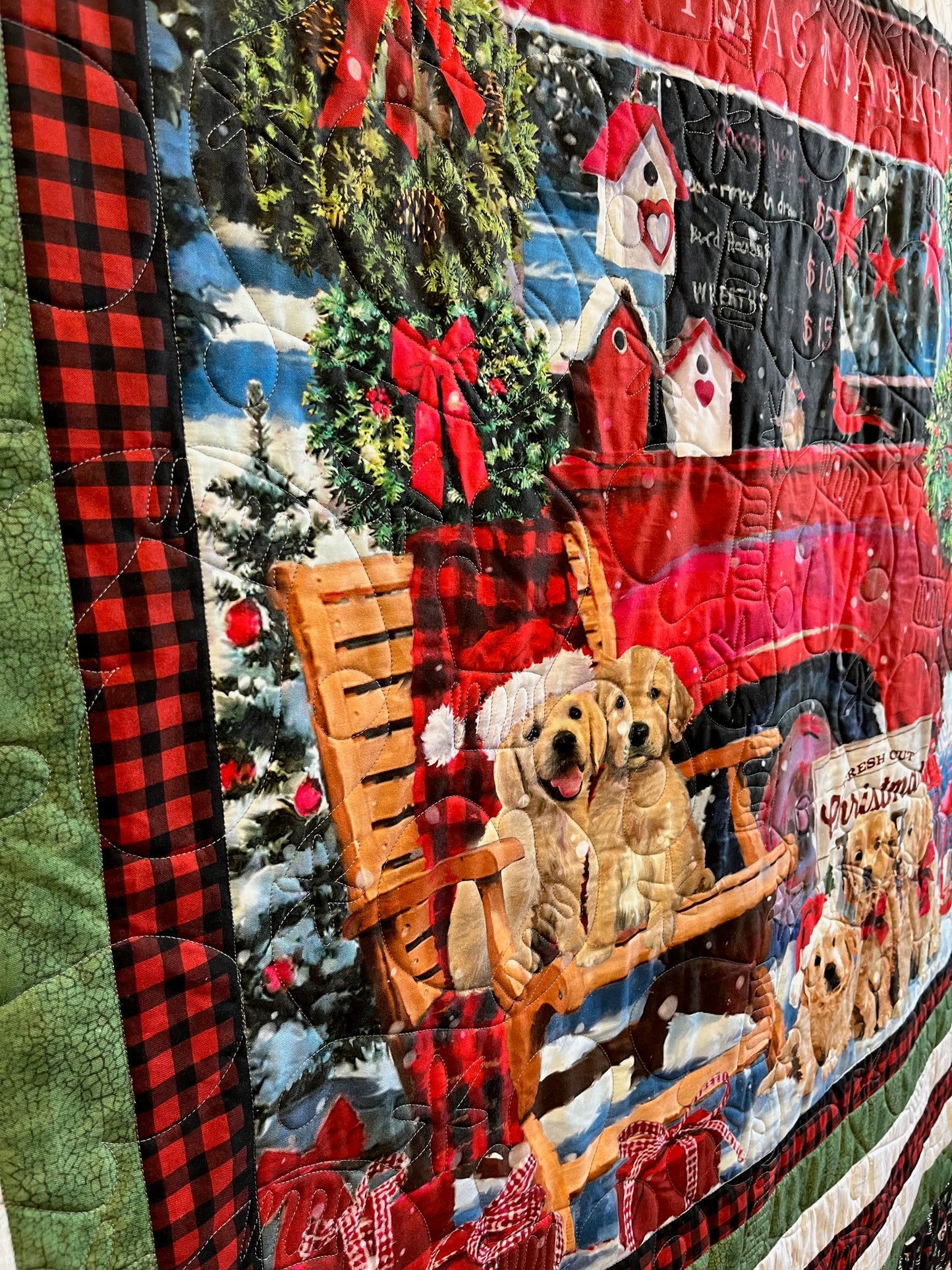 Golden Christmas Quilt 67"x73"